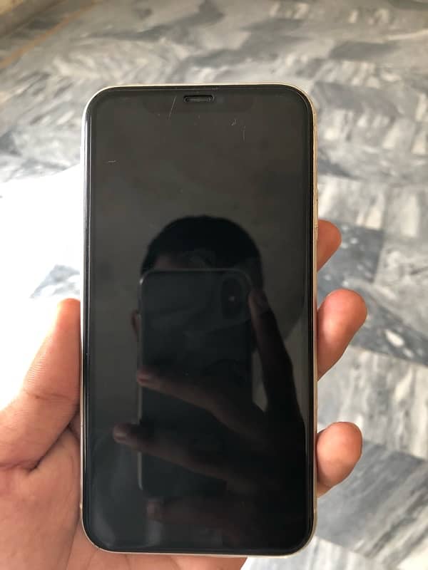 iPhone 11 non pta 4