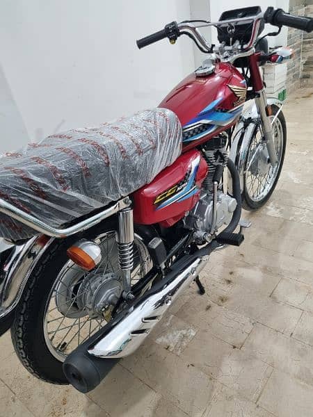 Honda CG-125 2024 July Brand New Condition 3