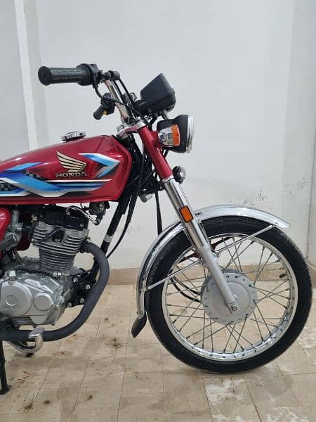 Honda CG-125 2024 July Brand New Condition 5