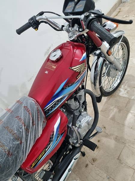 Honda CG-125 2024 July Brand New Condition 7