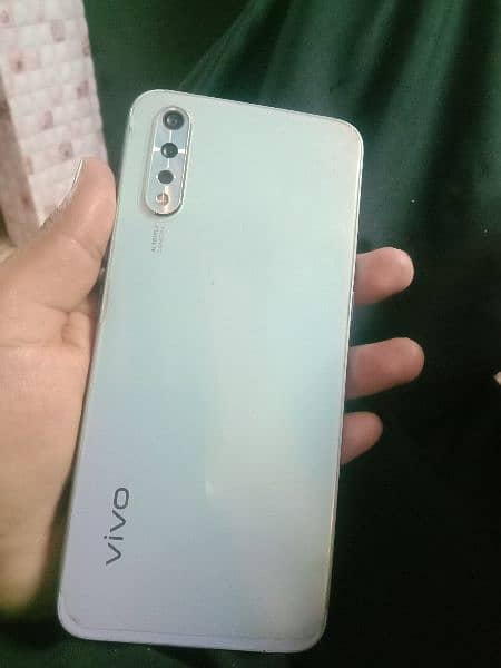 vivo s1 1