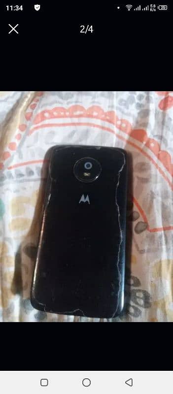 moto E4 0