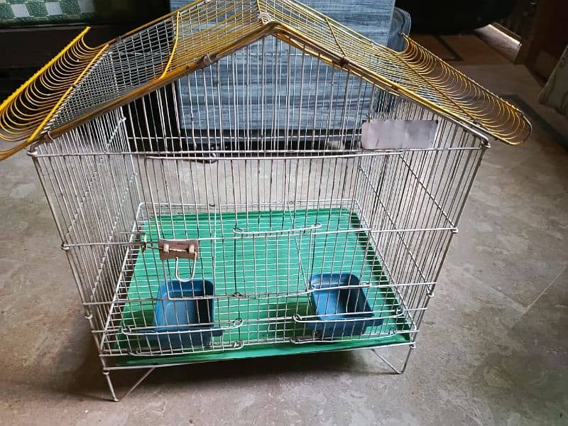 bird cage with accessories 3