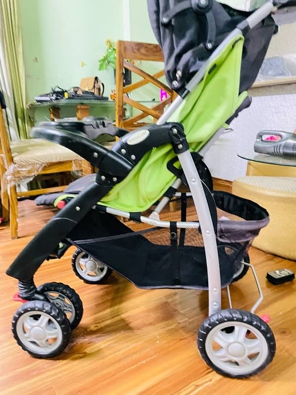 branded stroller mamalove 1