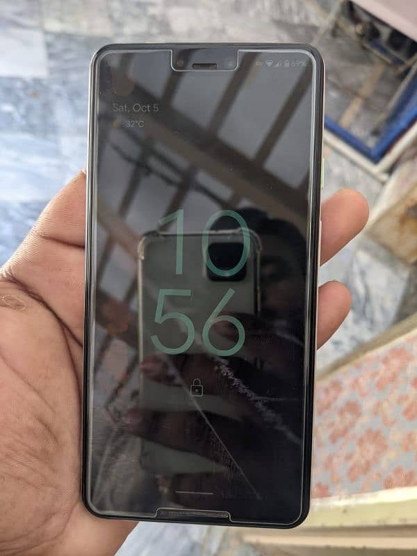 Pixel 3 XL 128 GB PTA Approved With Charger 1