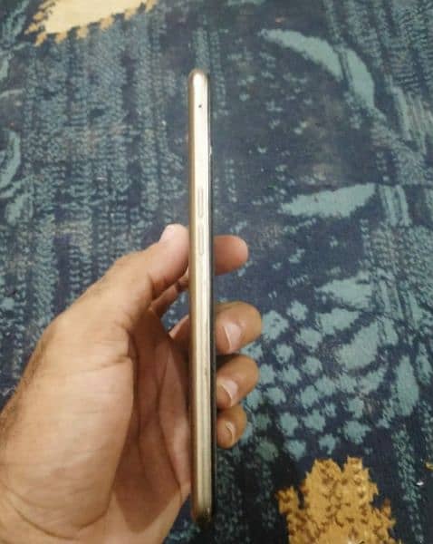 oppo a7 special edition golden 5