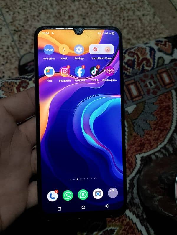 VIVO v20 se 8/128 1