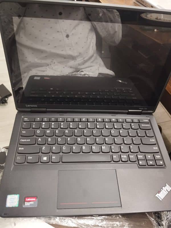 Lenovo i3 7th Touchscreen 03068688910 1