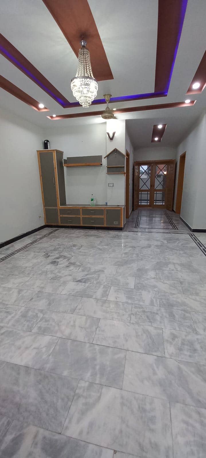 40x80 Lower Portion Available For Rent In Faisal Town F-18 Islamabad 6