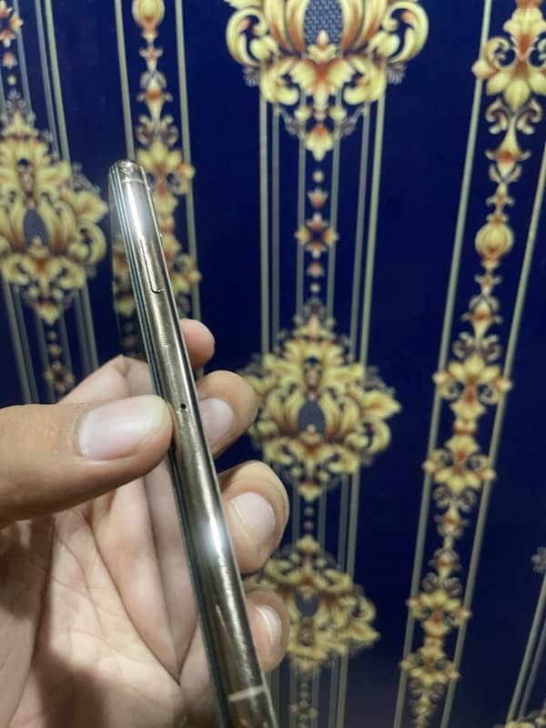 iphone xs new condition 1