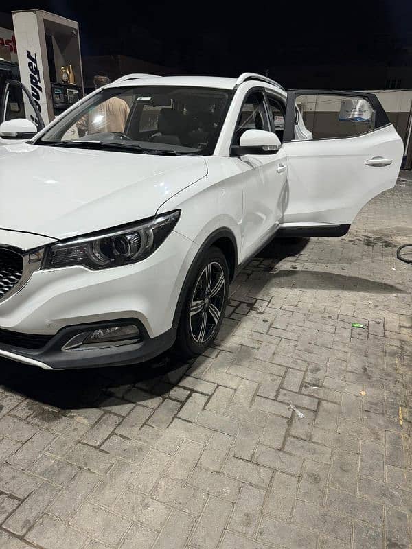 MG ZS 2022 1