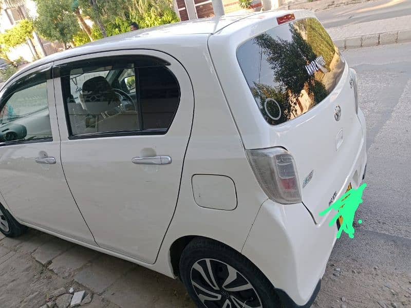 Daihatsu Mira 2015 14