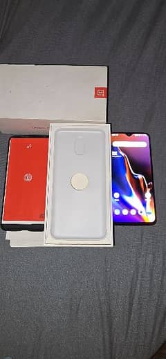 one plus 6T 128 Gb pta approved black with box and cable