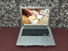 Apple MacBook Air 2017 | 8GB RAM | 256GB SSD 0