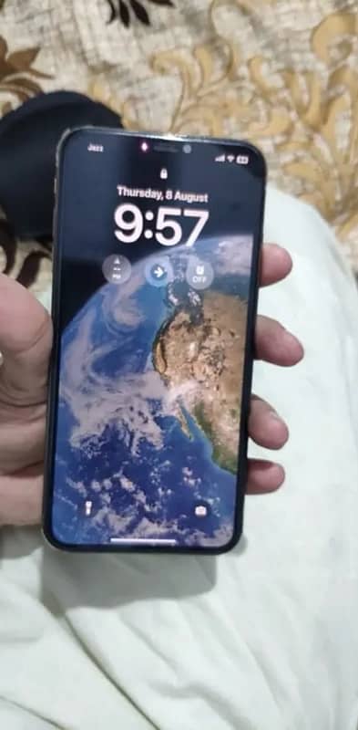 iphone xsmax 64 gb 4