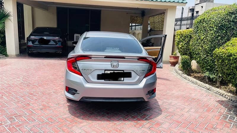 Honda Civic Oriel 2017 1