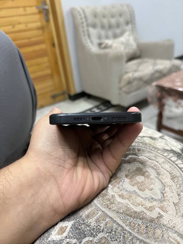 iphone 15 PRO MAX JV 512GB 4