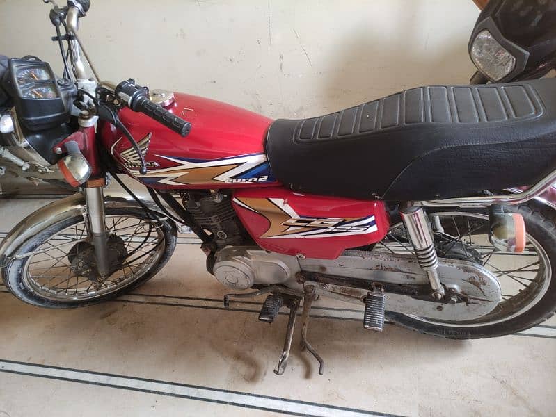 Honda 125 2020 ka 6 mahina red color 1