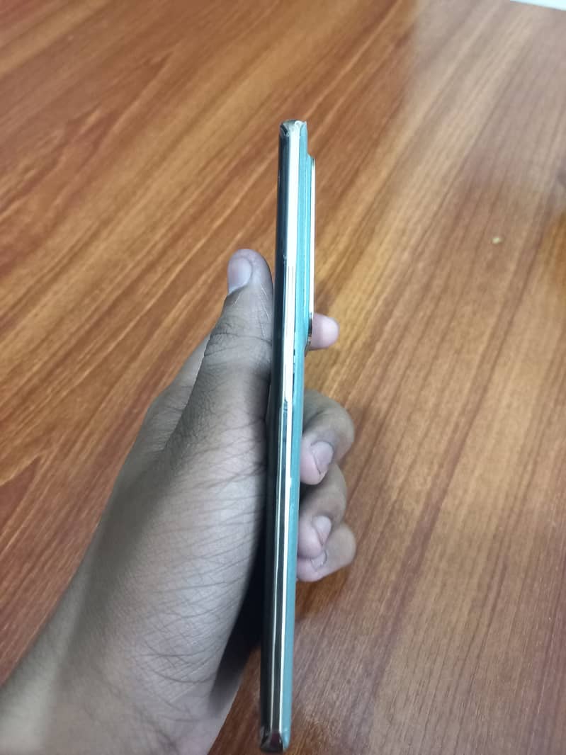 infinix zero 30 10/10 condition 8/256gb 2