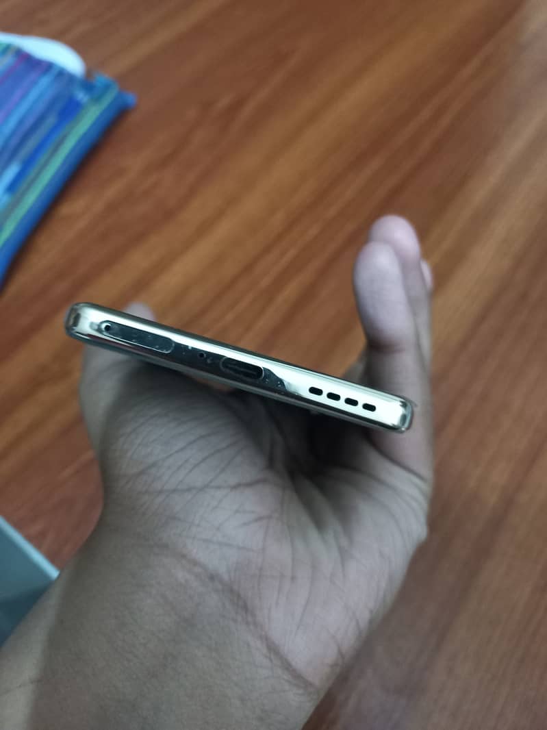 infinix zero 30 10/10 condition 8/256gb 4