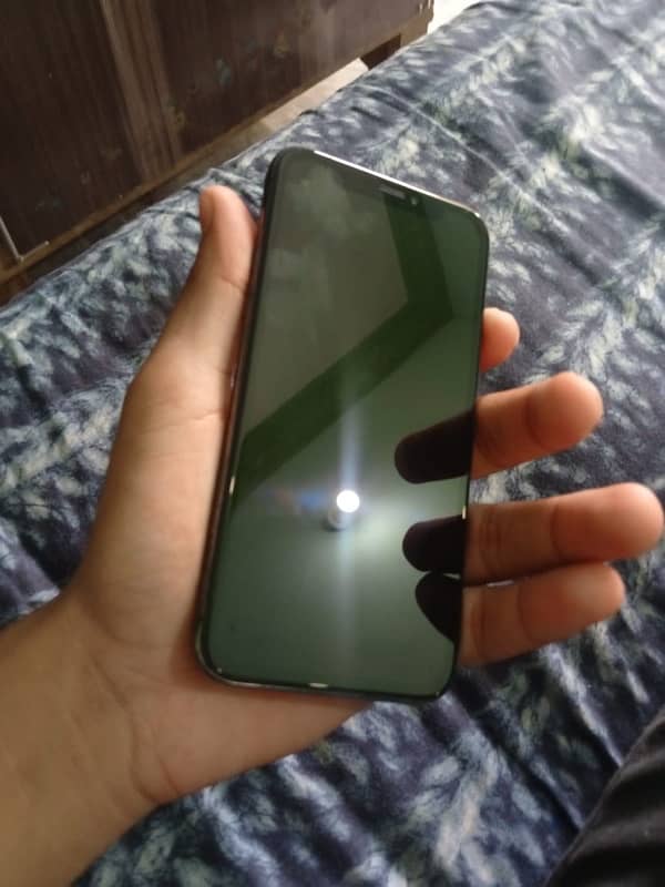 iPhone X non pta fu 10/10 condition 2