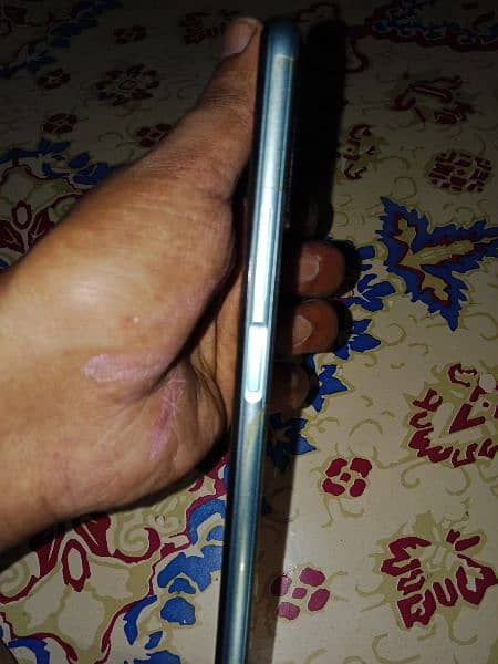 vivo y20s with box and all accessory 5