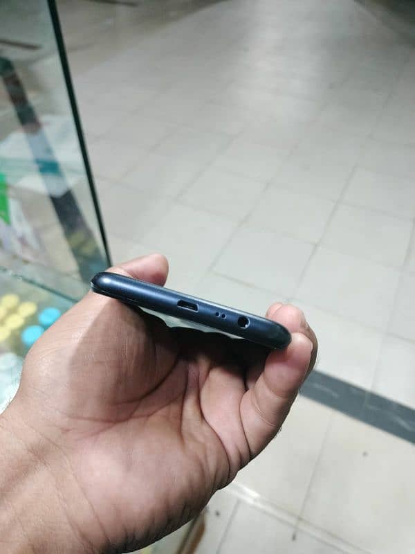 Realme mobile for sale model C21-Y 3