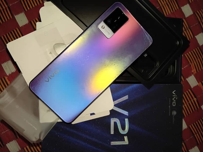 Vivo V21 6