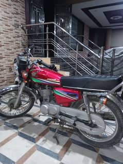 Honda 125 all ok ha urgent sale pasy chaiyia 0