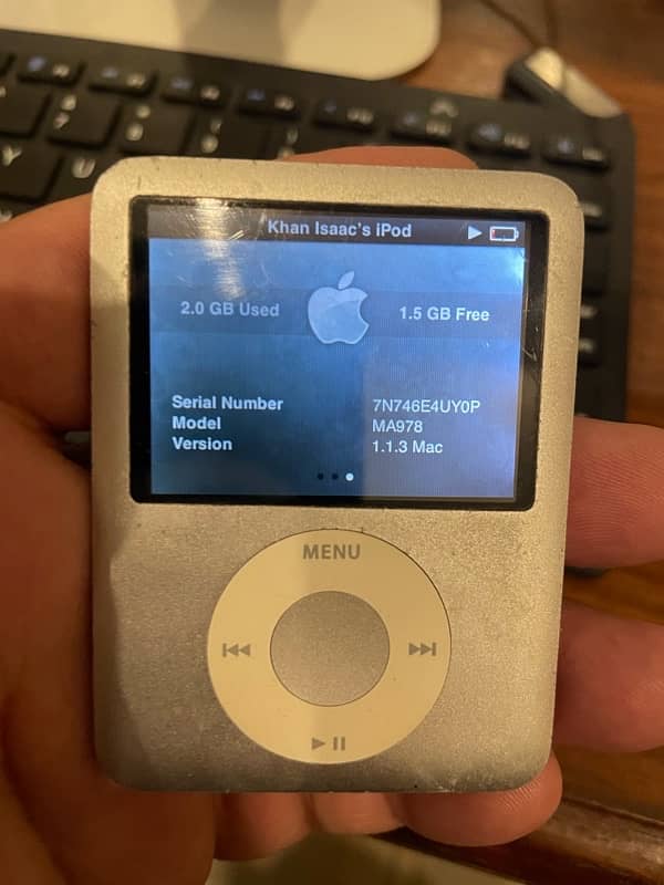 Apple iPod Nano 3rd Gen 6