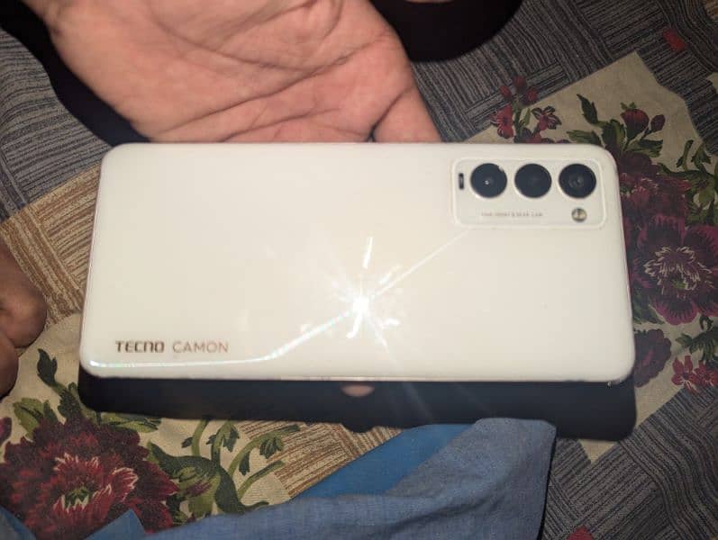 TECNO camon 18T 4 128 5