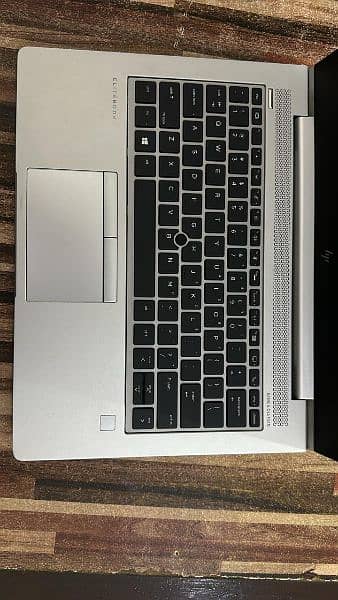 Hp EliteBook 830 G6 256gb ssd 16gb ram 1