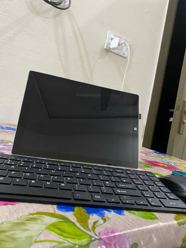 Surface Book Windows 8 Pro 128 gb for sale with touch screen 0