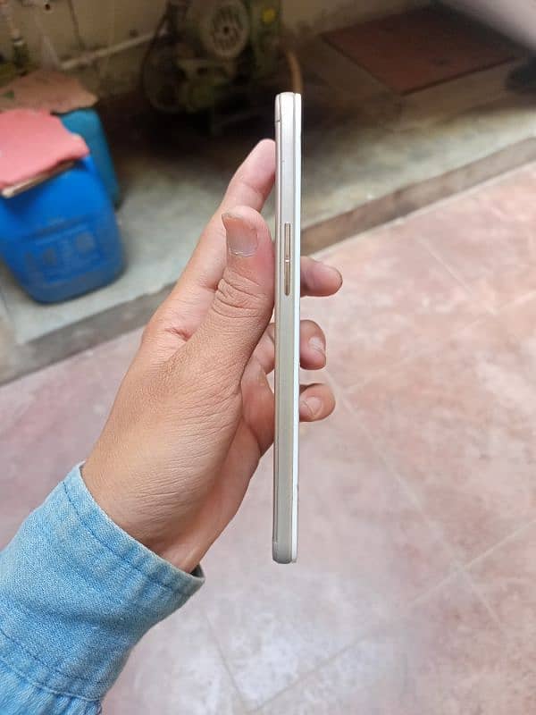 oppo f1s 4/32 2