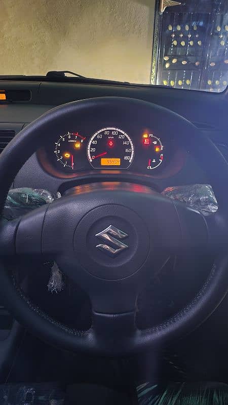 Suzuki Swift 2010/2011 80 percent original car 8