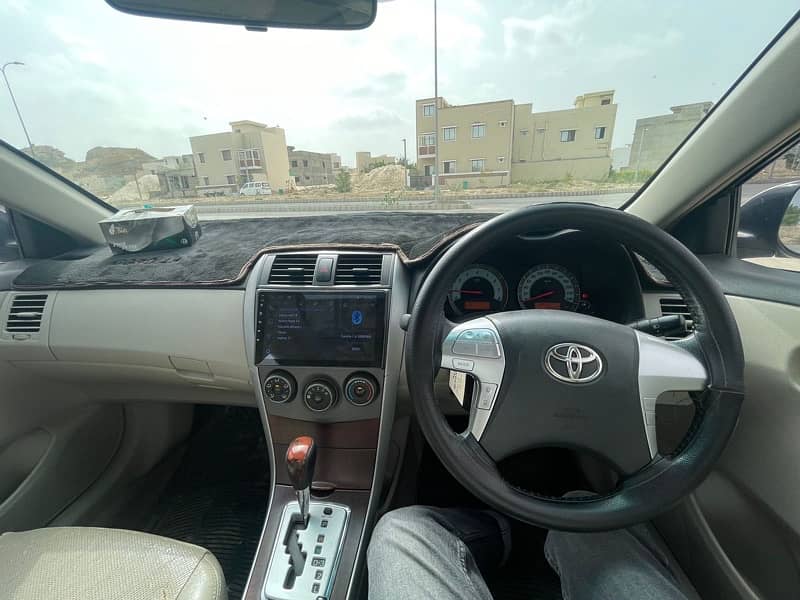 Toyota Corolla Altis 2013 2