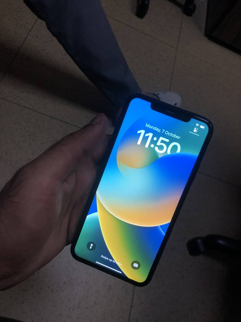 Iphone 11 pro max PTA HK 0