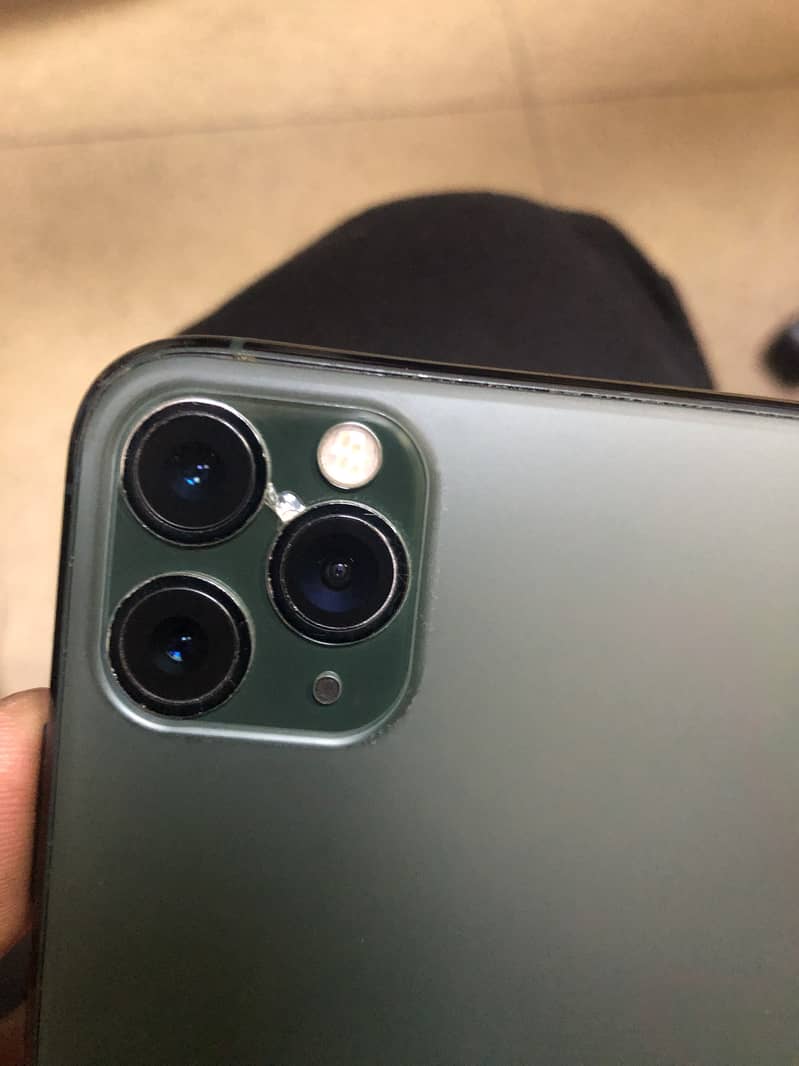 Iphone 11 pro max PTA HK 1