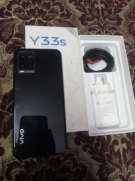 vivo y33s 4