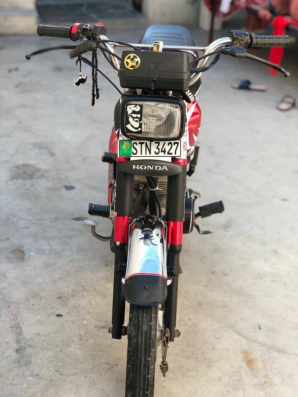 Honda 125 ,All ok koi km ni hona Wala papr clear hai exchng ksrna ha 4