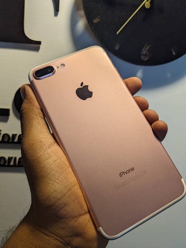 iPhone 7 Plus 128GB 1