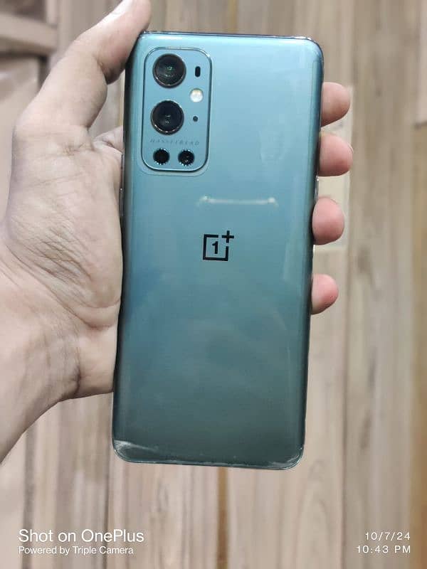 OnePlus 9 pro 5G 8 plus 8GB ram 256GB rom 10/10 condition 0