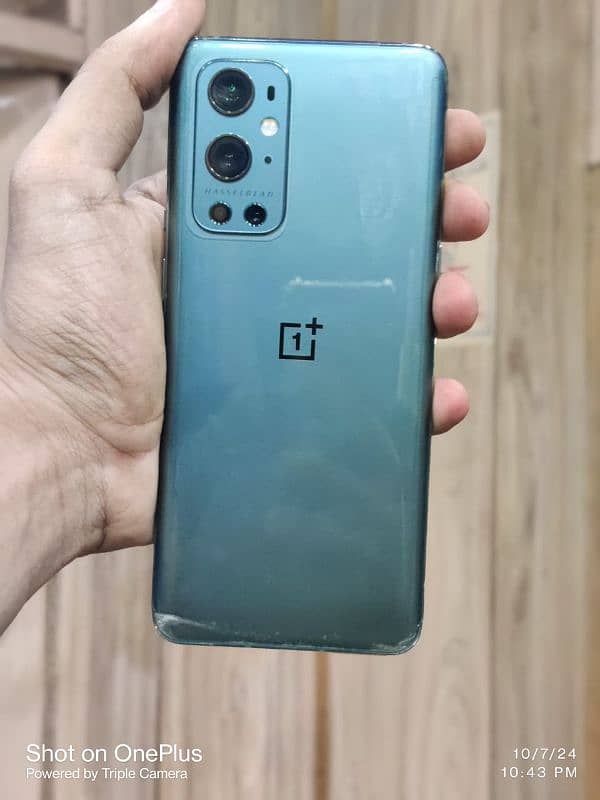 OnePlus 9 pro 5G 8 plus 8GB ram 256GB rom 10/10 condition 1