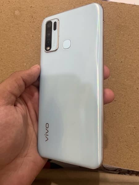 vivo y30 1