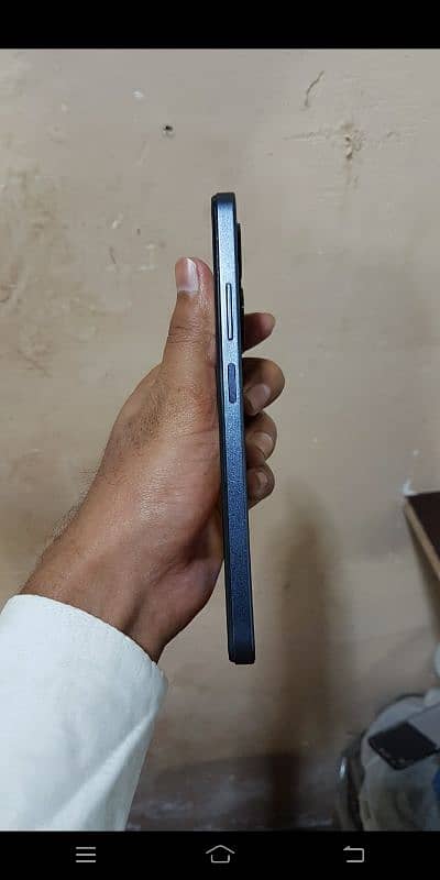 infinix smart 8 4/64 2