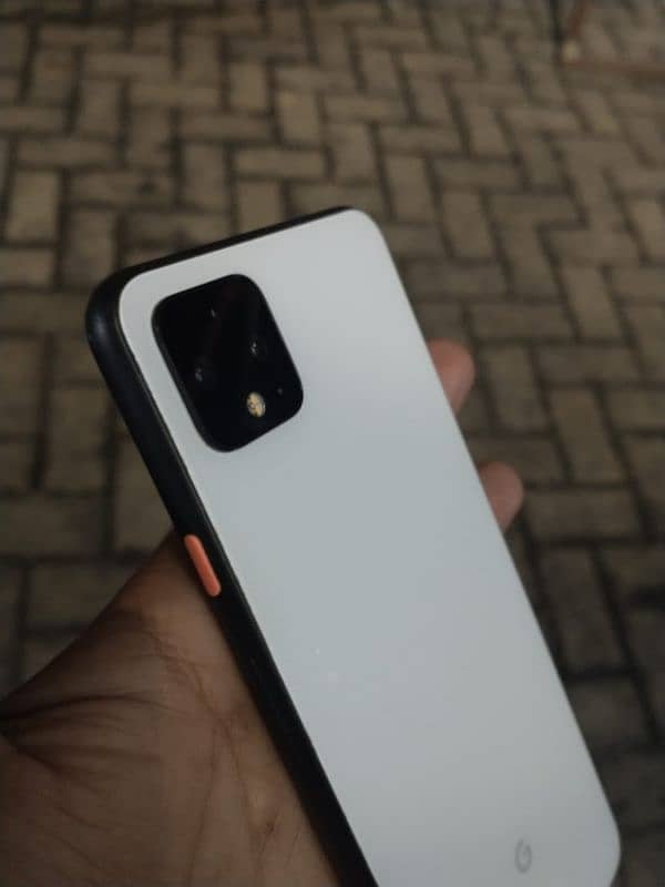 Google pixel 4xl 
6GB 64GB 
10/9 1