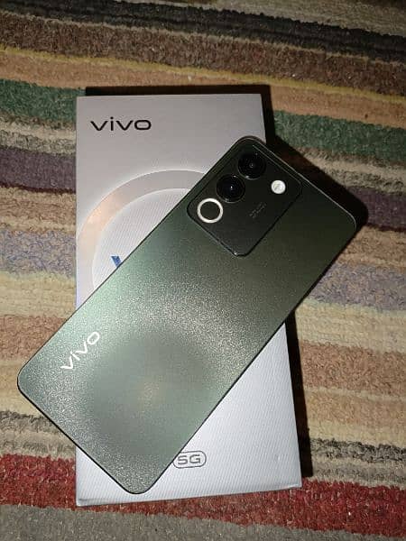 Vivo V29e ( In warranty ) 1