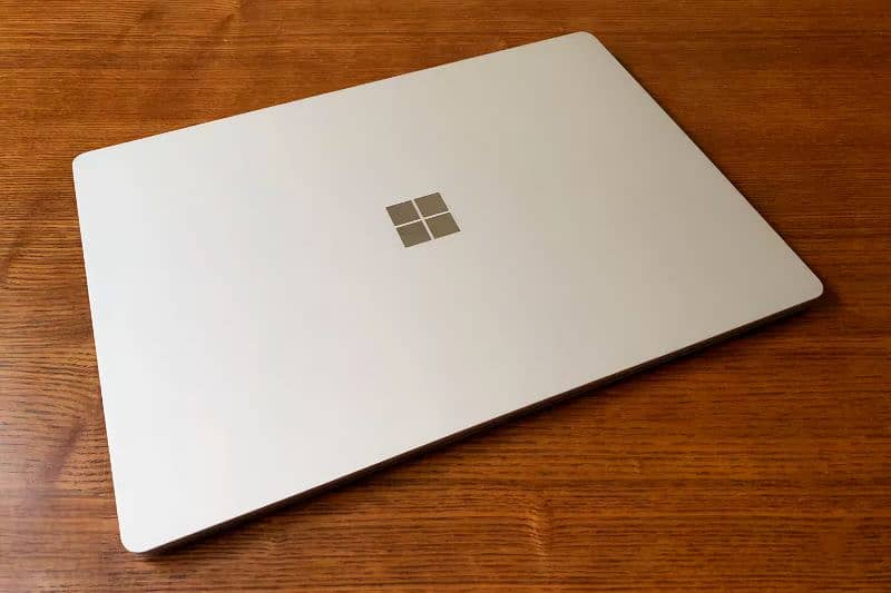 Microsoft Surface Laptop 2 4k Touch 1