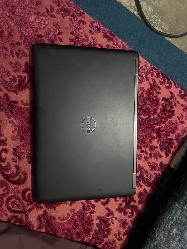 Dell latitude E5250 i3 5th gen 3