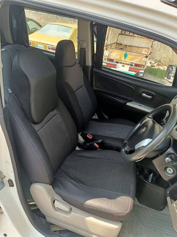 Suzuki Wagon R 2015 12